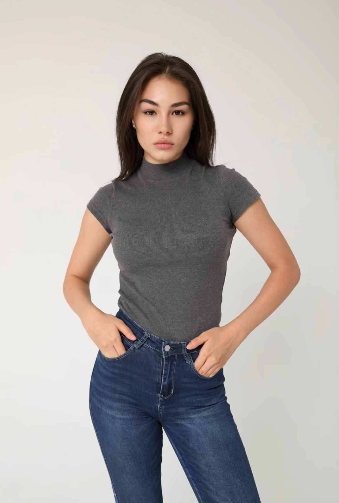 Елена, 40-42 р-р, 173 рост. KED Production — продакшн из СПб. Создаём фото, видео и контент, который помогает брендам и селлерам продавать больше