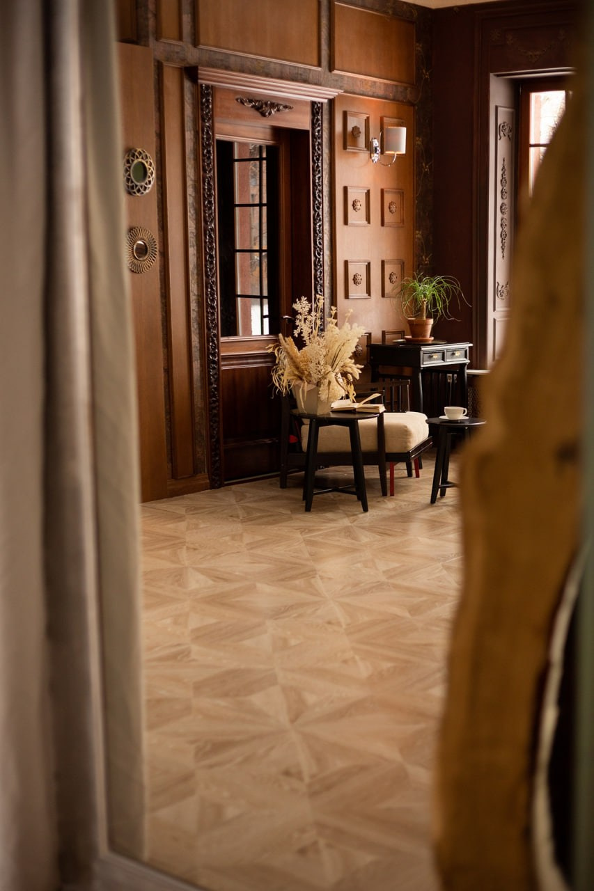 На этом фото представлен интерьер фотостудии Фататум, в парадном зале.