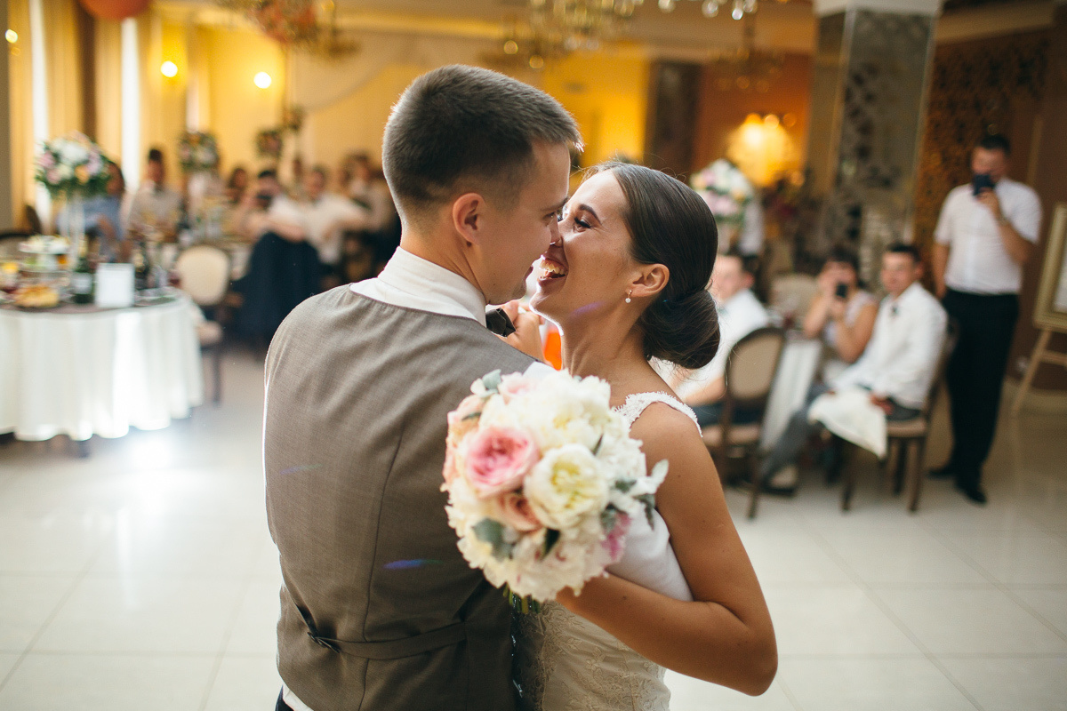 Свадьба Славы и Насти в Сыктывкаре. Фотограф Антон Бубликов Сыктывкар