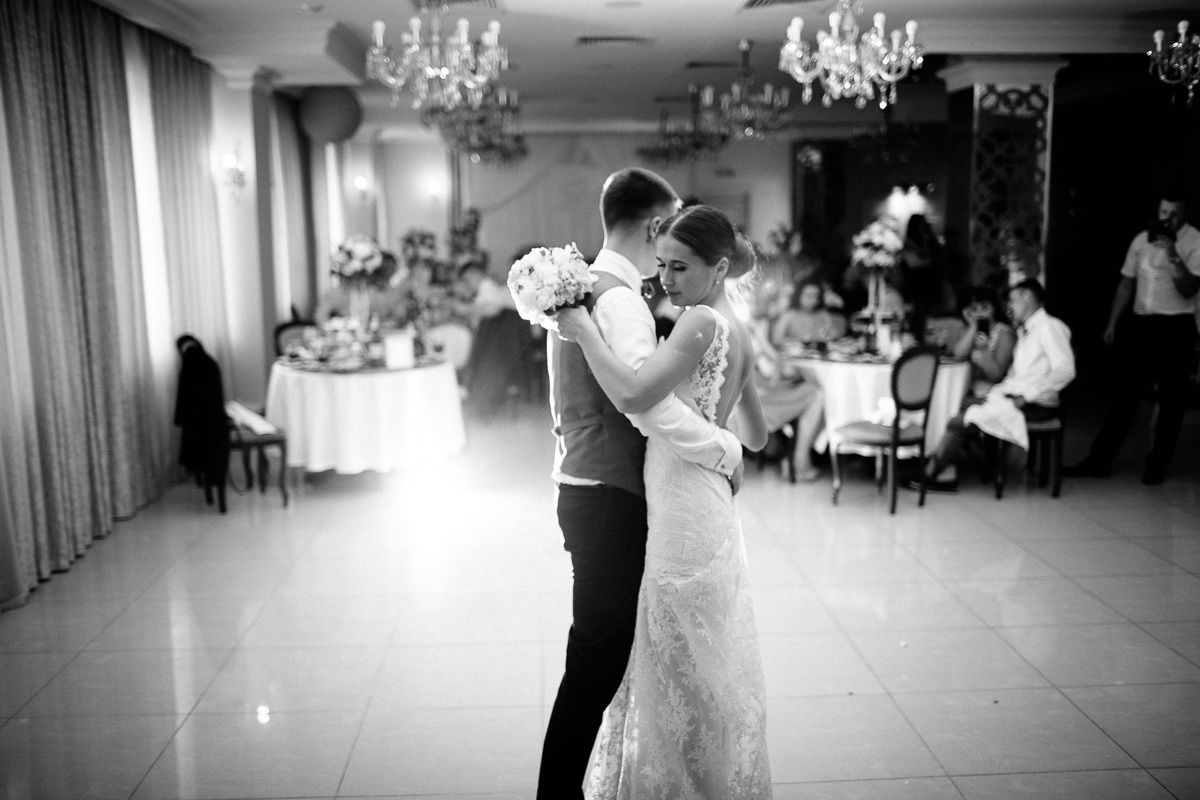 Свадьба Славы и Насти в Сыктывкаре. Фотограф Антон Бубликов Сыктывкар