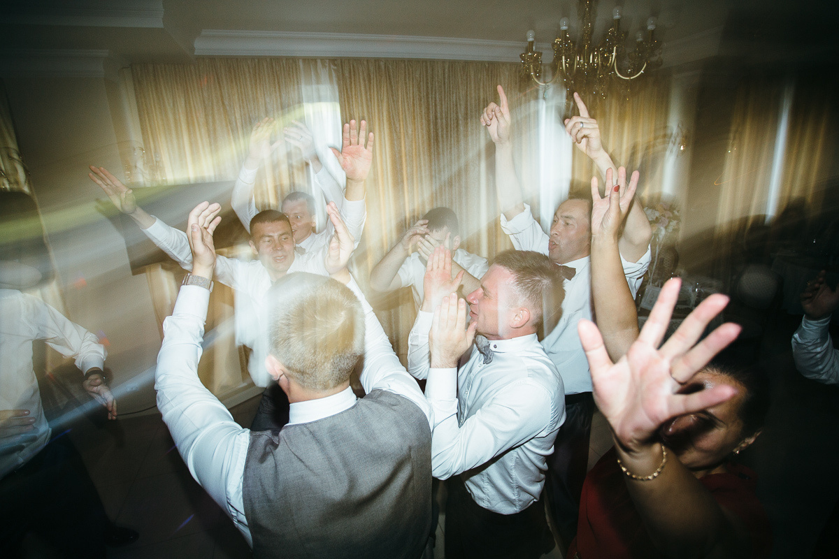 Свадьба Славы и Насти в Сыктывкаре. Фотограф Антон Бубликов Сыктывкар