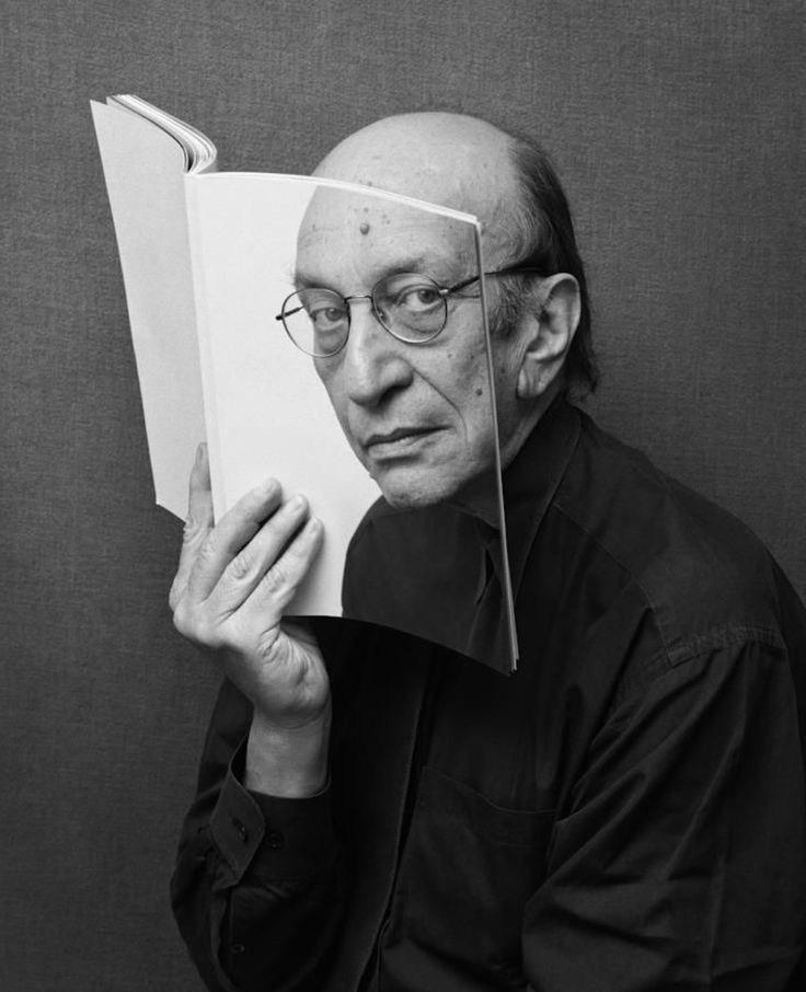 СТРАННЫЕ КОСТЮМЫ. Фотограф для маркетплейсов Михаил Бове