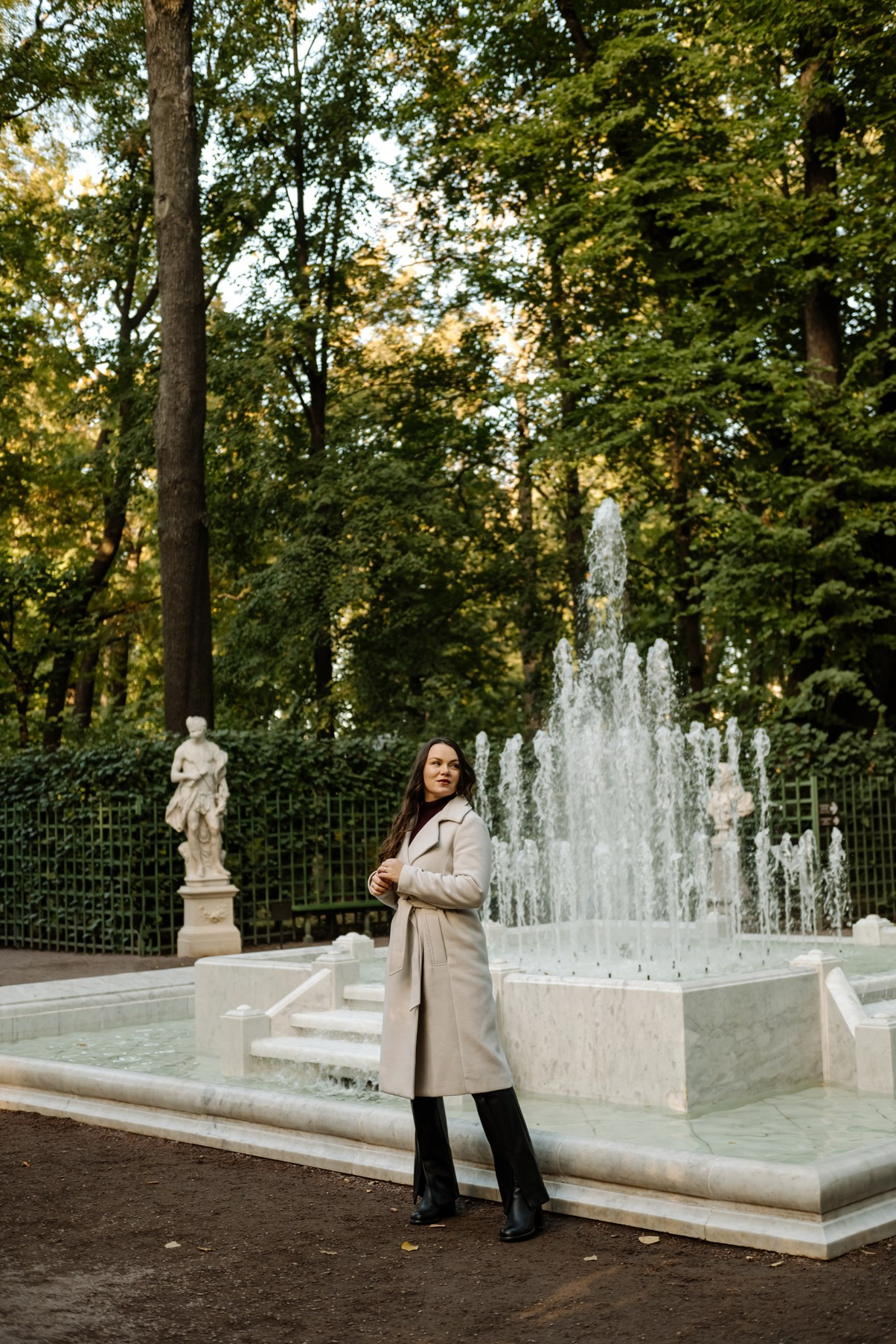 Женская осенняя фотосессия в&nbsp;Летнем саду