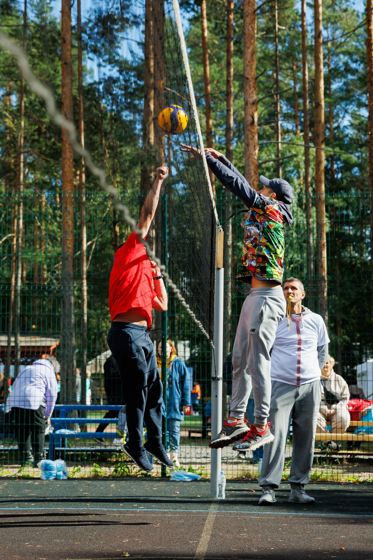 Командообразующее. Фотограф событий, Максим Романенко