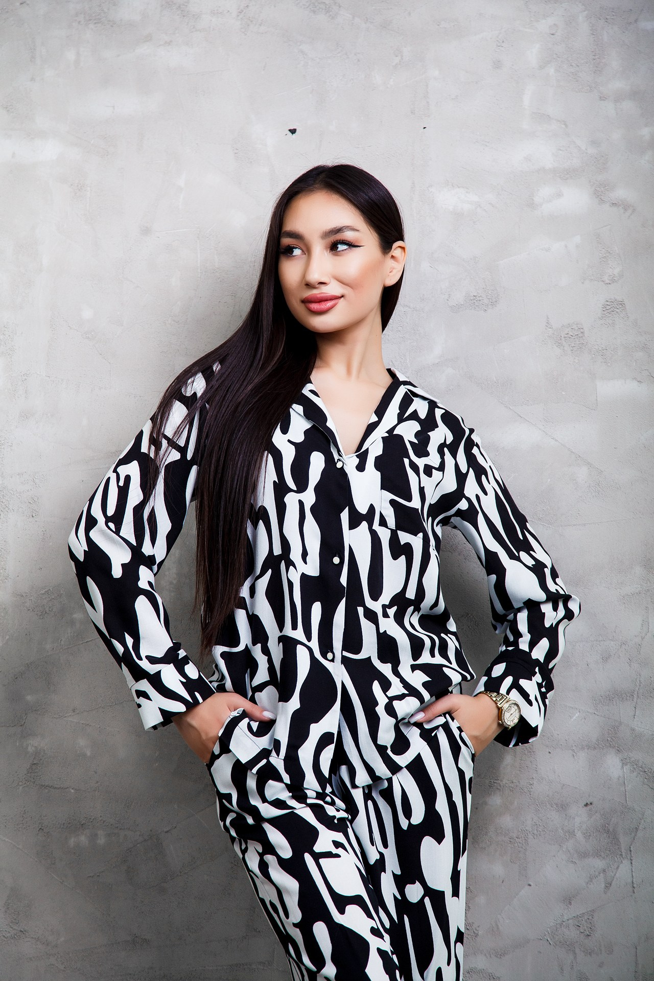 Реклама женской одежды. Натан Супервайзер по Продакшену