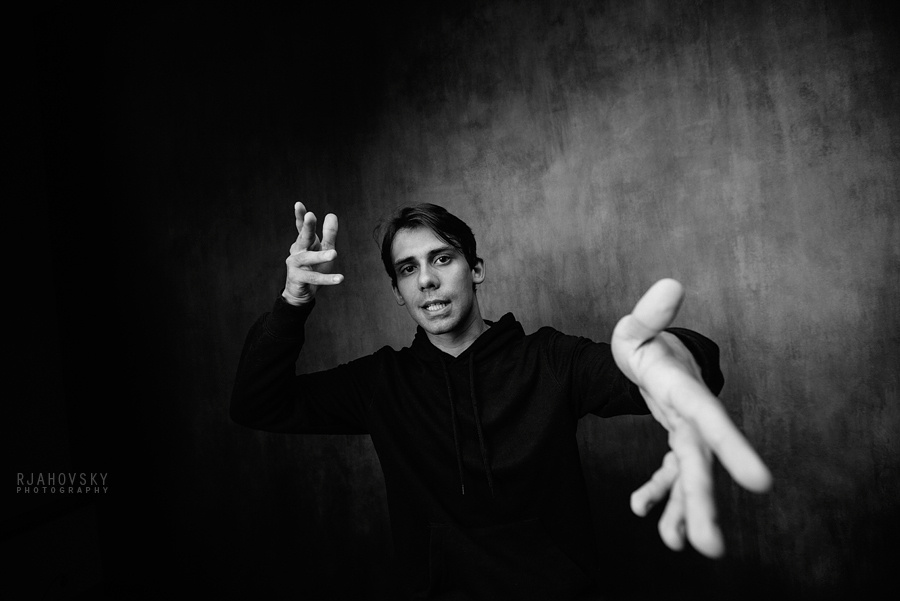 Альбом. Николай Крюков. Фотограф Михаил Ряховский