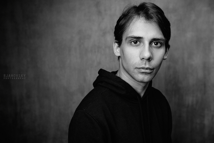 Альбом. Николай Крюков. Фотограф Михаил Ряховский