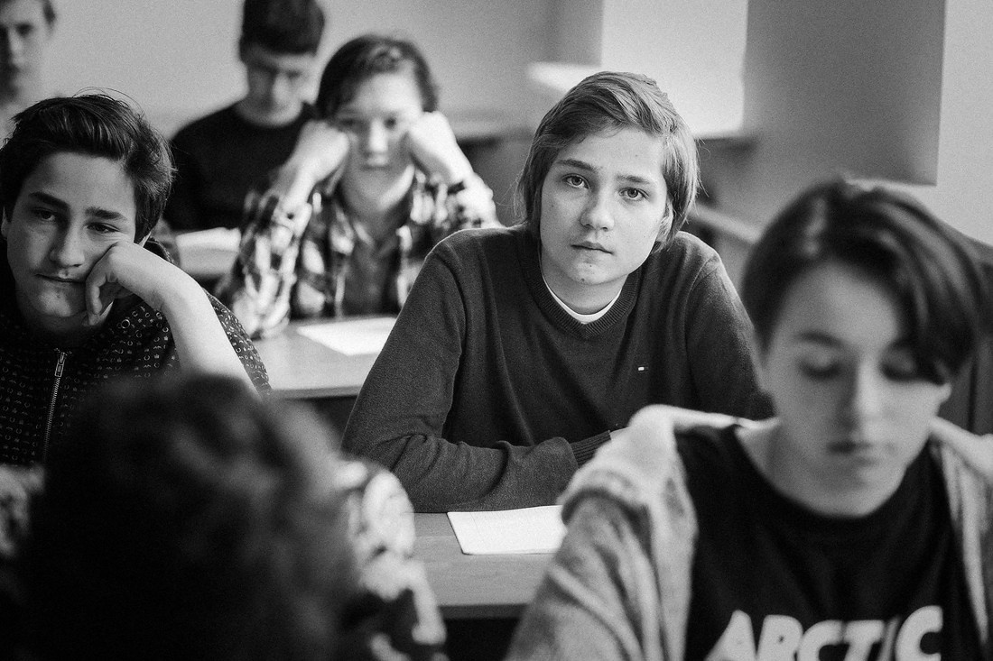 Фоторепортаж со школьного урока 4-го класса. Репортажный фотограф Борис Геер
