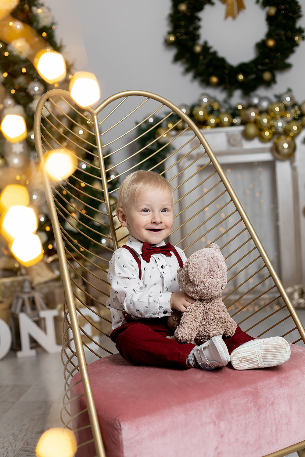 Кемаль в студии, 1 годик. Семейный и свадебный фотограф в Перми