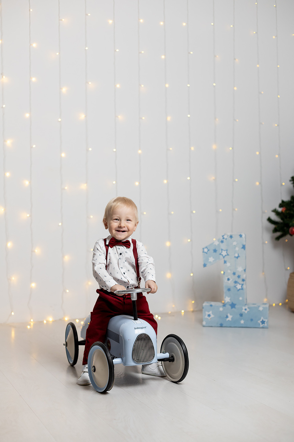 Кемаль в студии, 1 годик. Семейный и свадебный фотограф в Перми