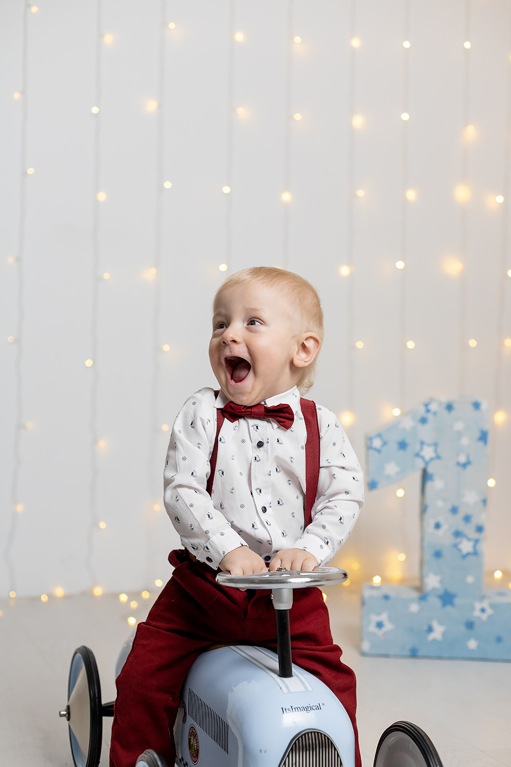 Кемаль в студии, 1 годик. Семейный и свадебный фотограф в Перми