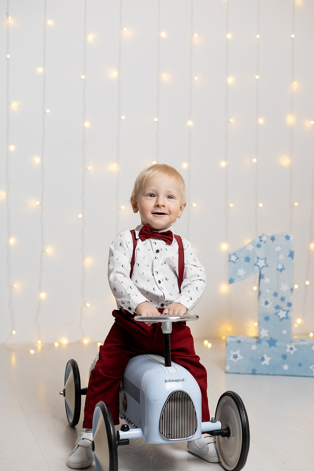 Кемаль в студии, 1 годик. Семейный и свадебный фотограф в Перми