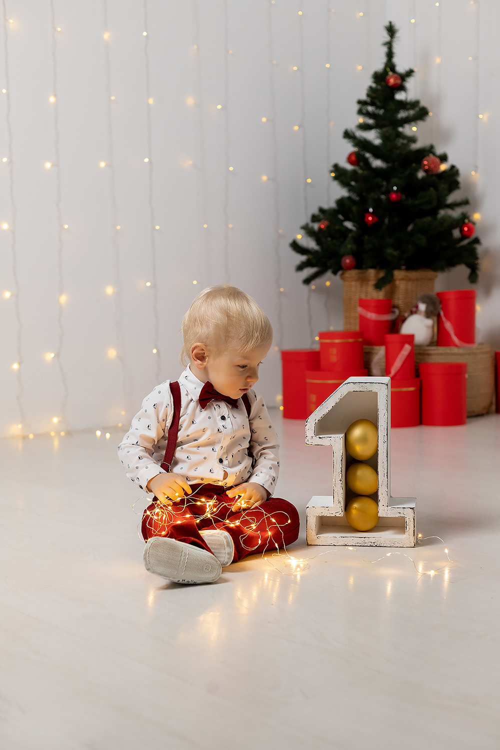 Кемаль в студии, 1 годик. Семейный и свадебный фотограф в Перми