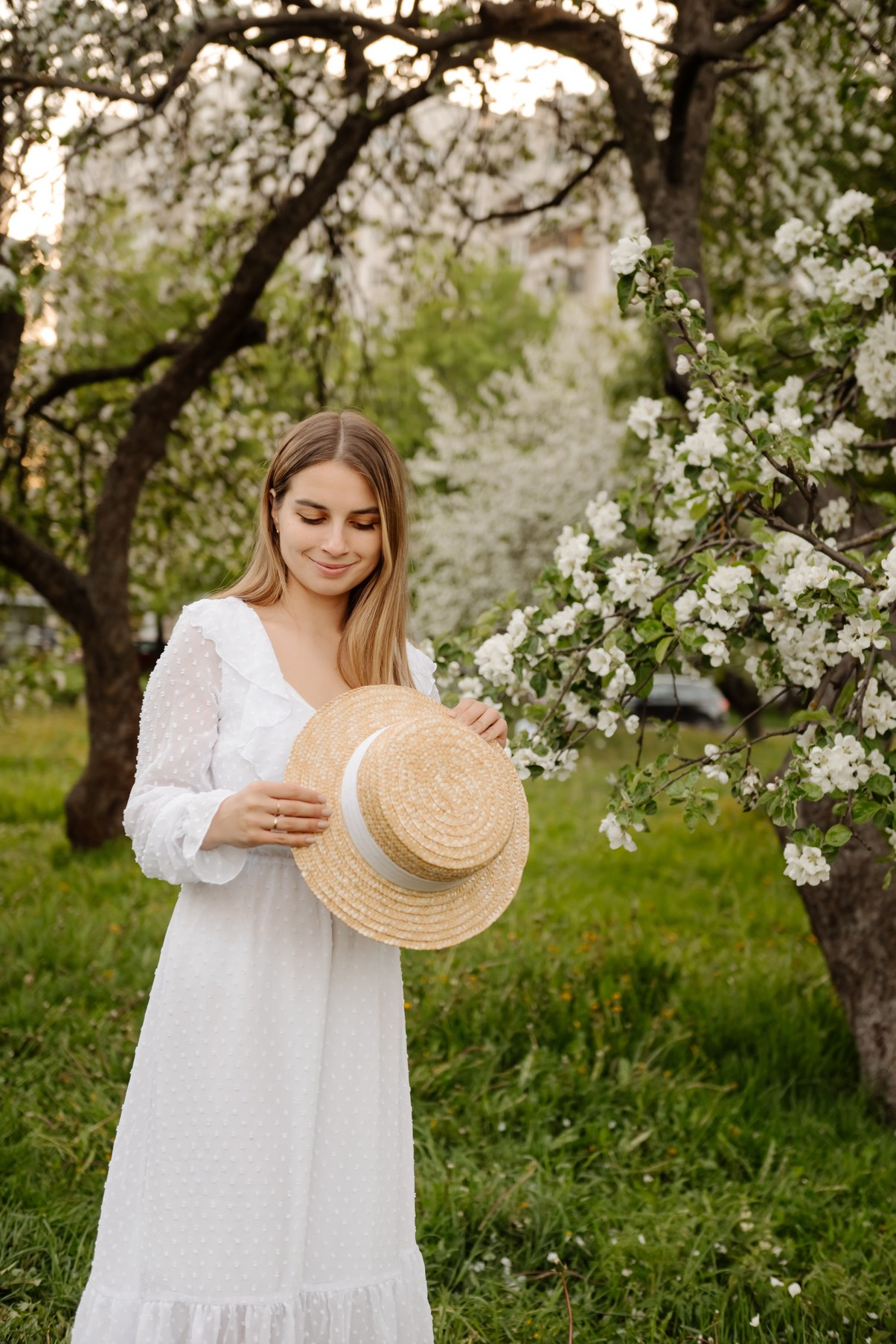 Фотосессия в яблонях. Свадебный и семейный фотограф в Санкт-Петербурге Елена Худякова