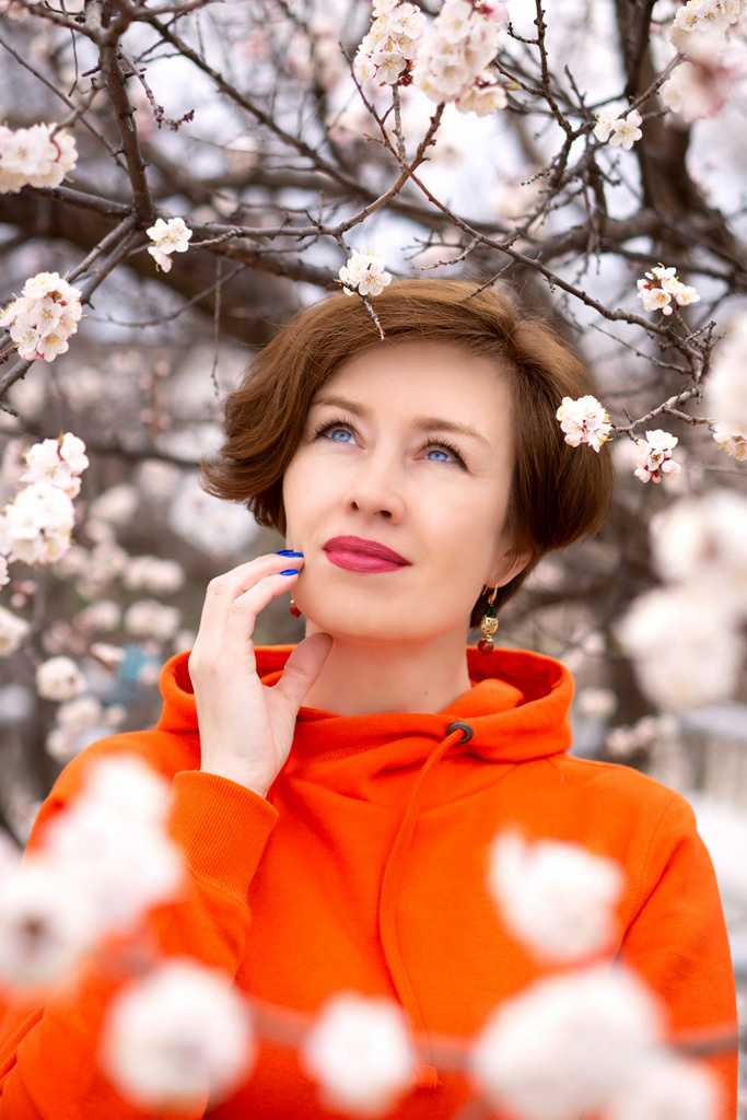 Татьяна в цветении (вишня). Семейный и детский фотограф в Хабаровске Анна Гриневич