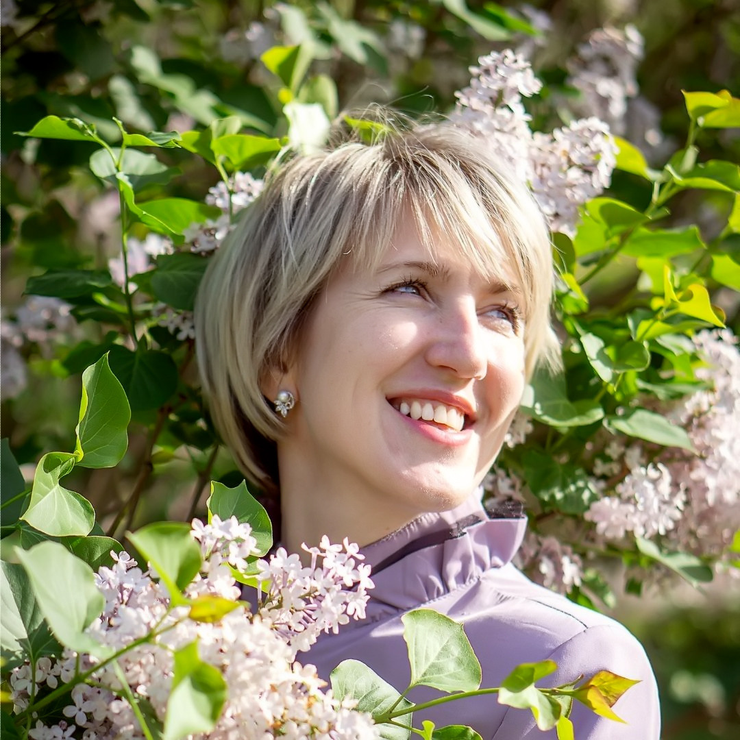 Мария в цветении (сирень). Семейный и детский фотограф в Хабаровске Анна Гриневич