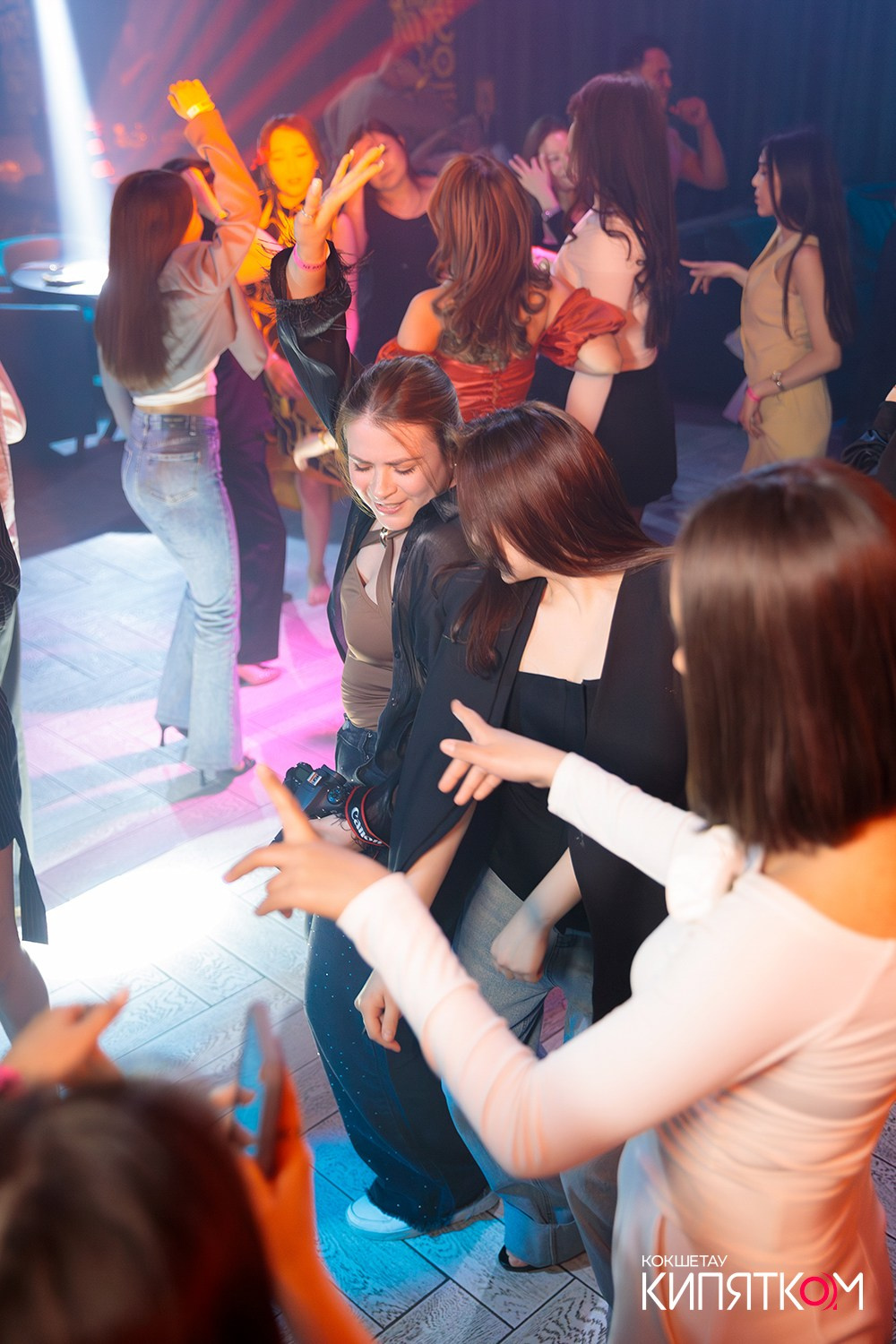 NE BRUKLIN. КИПЯТКОМ КОКШЕТАУ