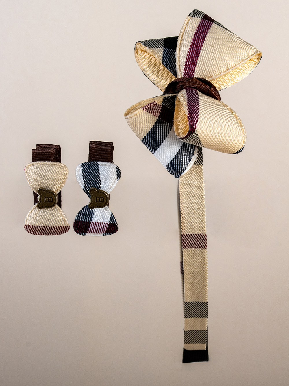 Украшение для головы. Предметный, рекламный, ювелирный фотограф в Москве