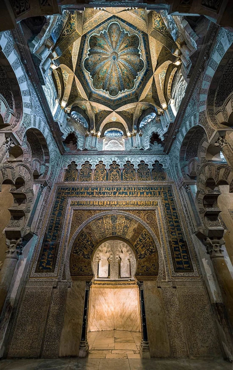 Look Up. Вадим Щербаков | архитектурный фотограф