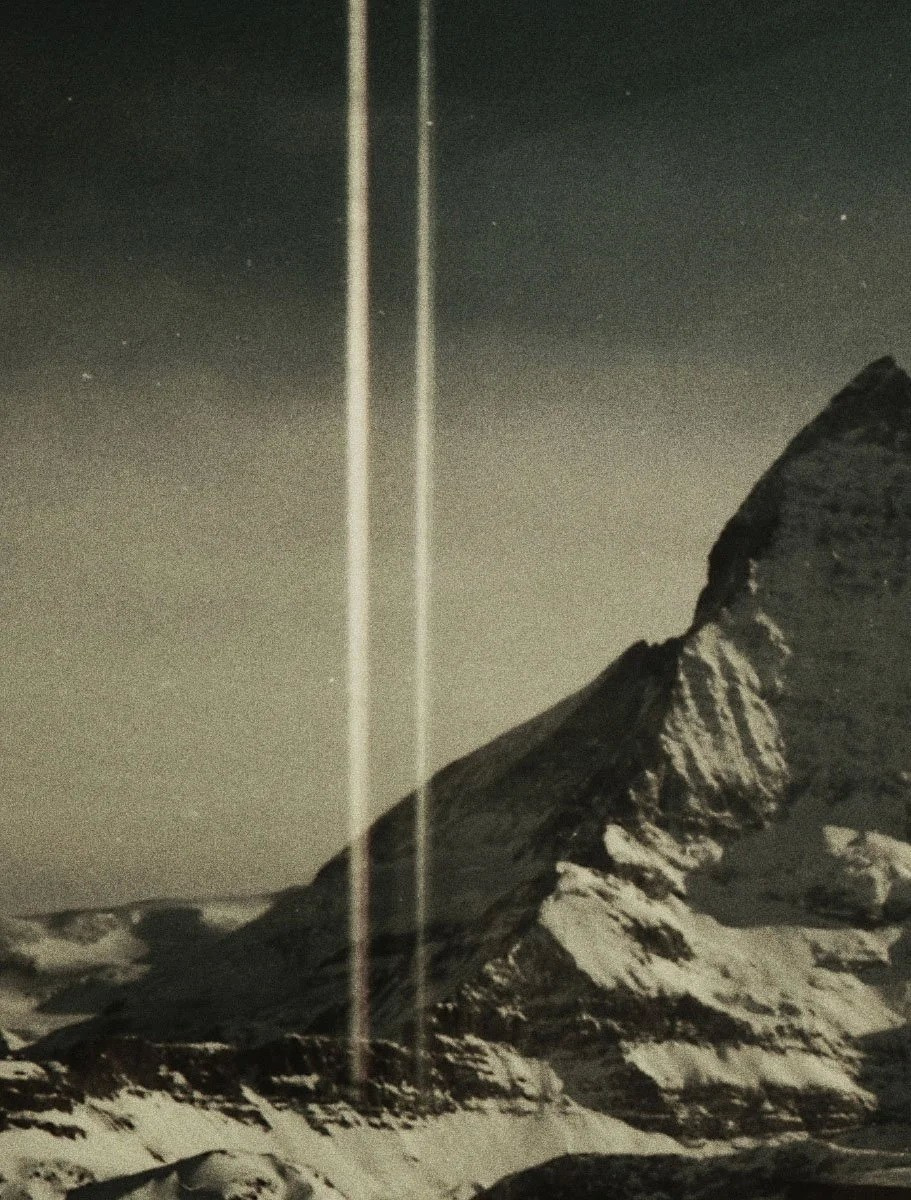 Книга Нины Вивианы Канджалози «The Snow Abides». Private image