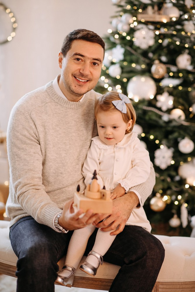 Новогодняя фотосессия. Фотосессия в студии в Москве от профессионального фотографа услуги по доступным ценам