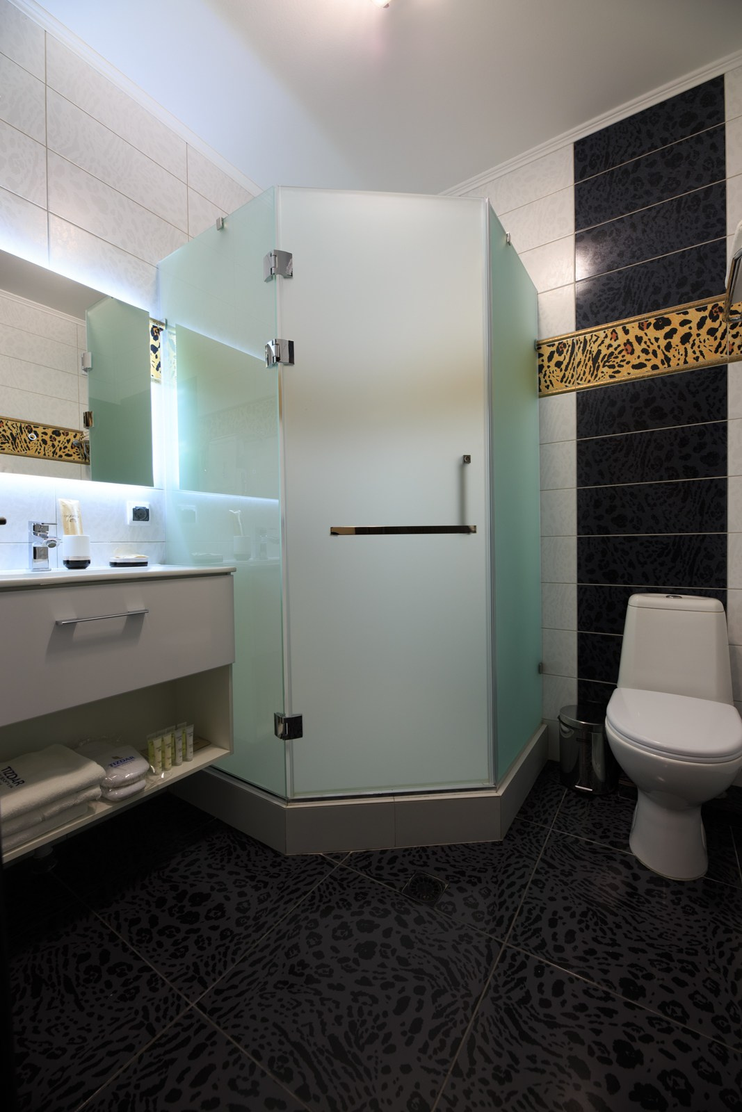 До и После обработки. Профессиональная фотосъёмка интерьеров, предметная фотосессия еды для меню г. Анапа