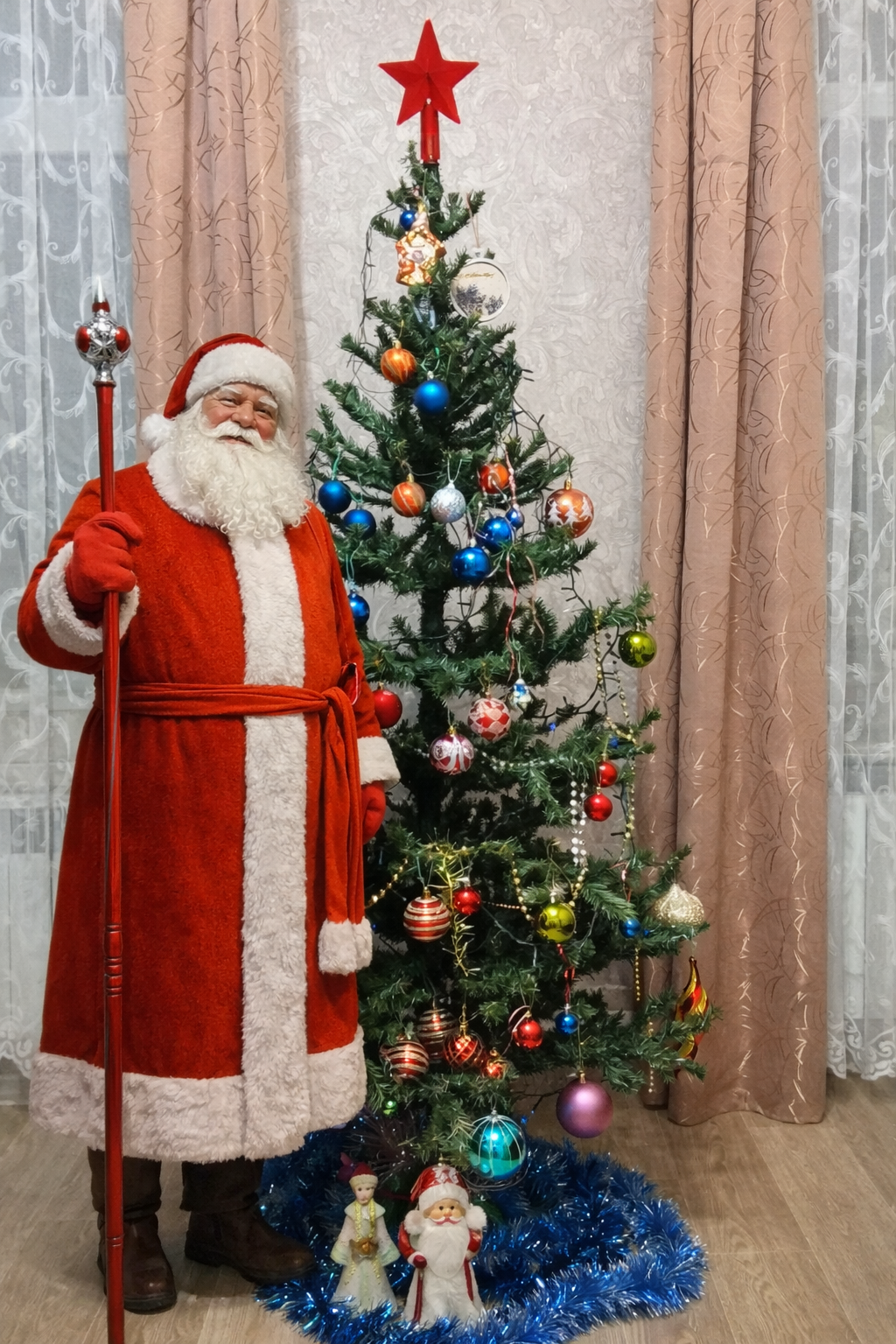 Дед Мороз у вашей ёлки — фото с Дедом Морозом дома | Bakaruk. Свадебный и семейный фотограф в Таганроге Бакарюк Антон