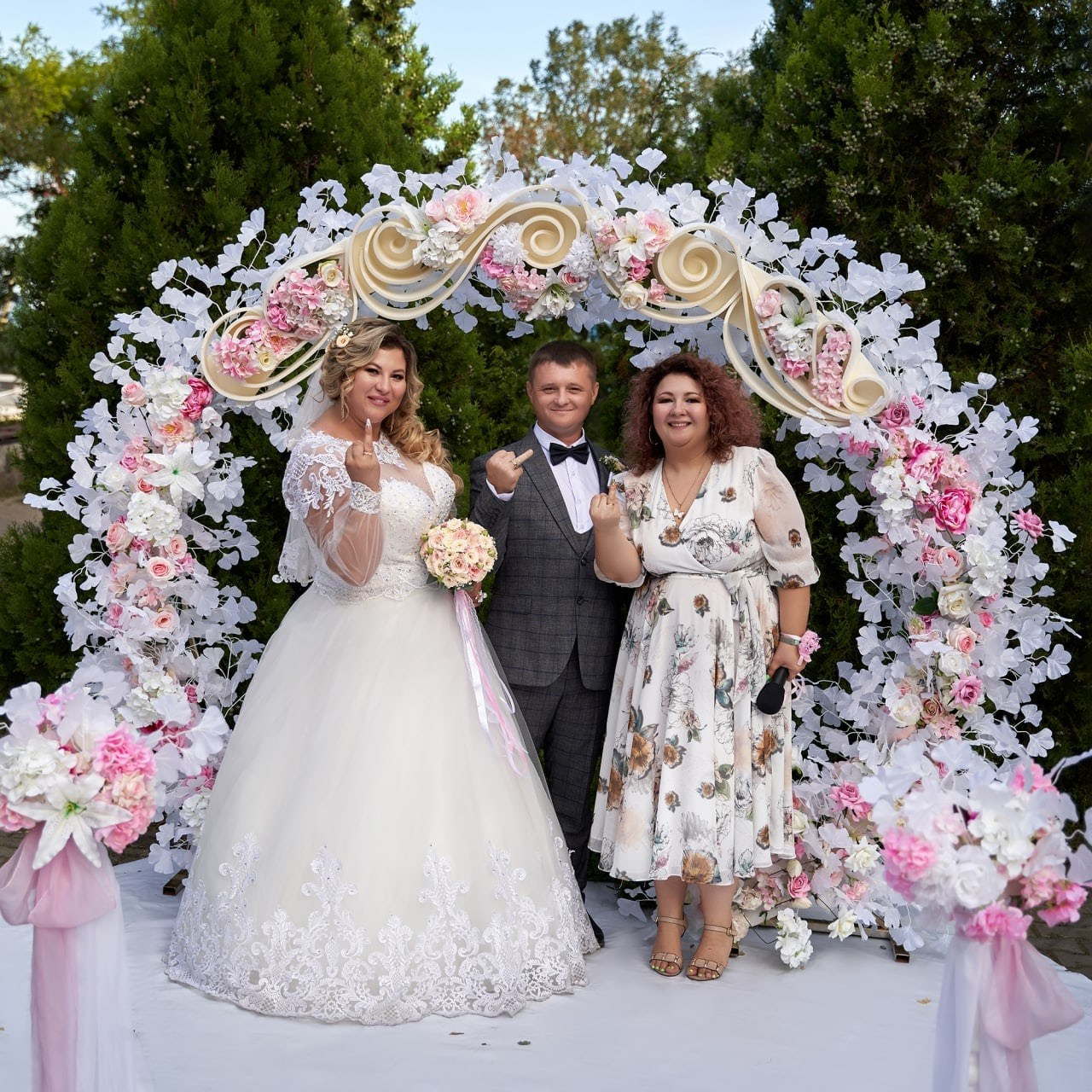 Свадьбы. Ведущая праздников в Таганроге и Ростове-на-Дону Кожекина Наталья