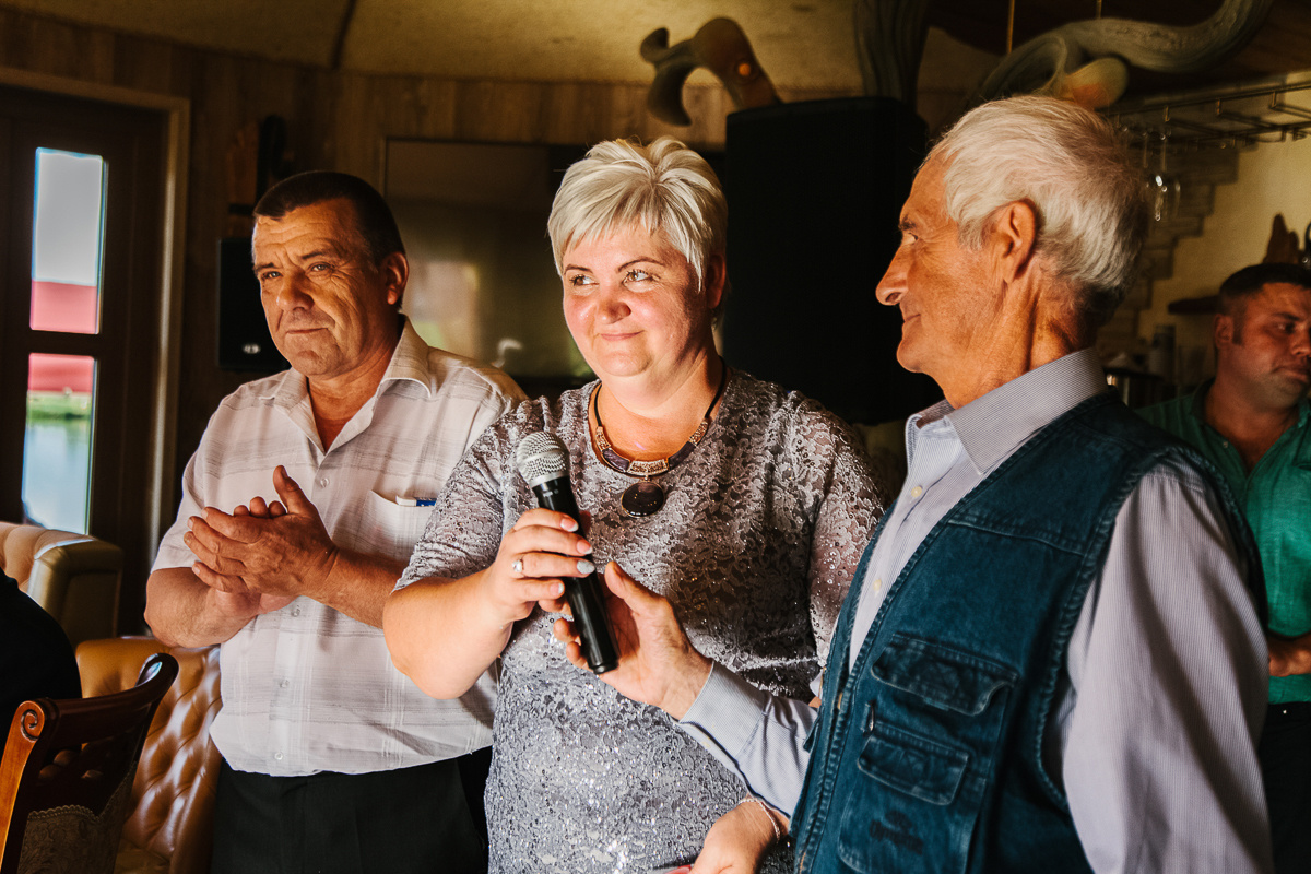 Свадьба началась с банкета. Свадебный фотограф Юлия Логинова