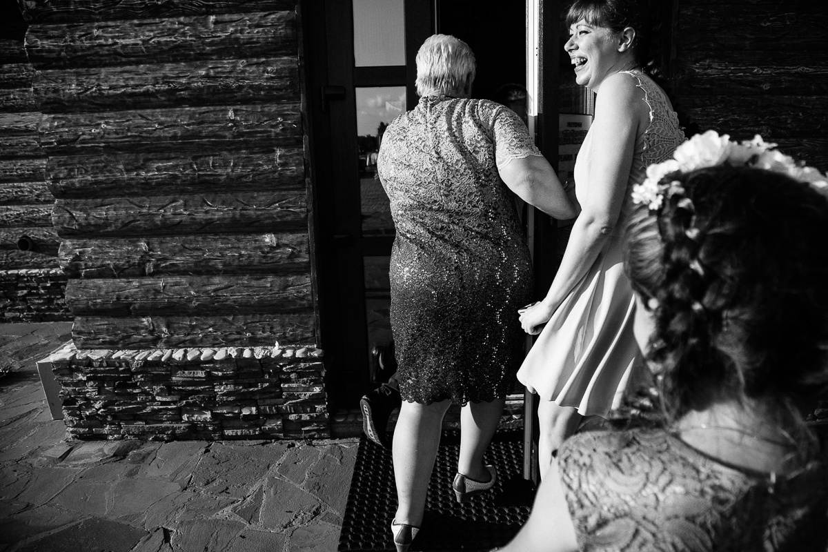 Свадьба началась с банкета. Свадебный фотограф Юлия Логинова