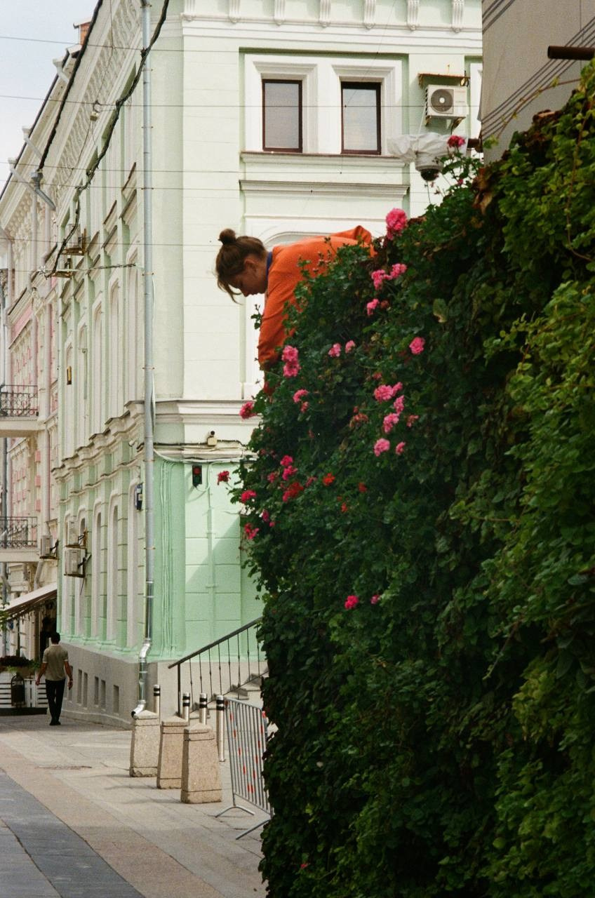 24.08.2024 // Фотопрогулка с Гагиком Егиазаряном. Фотовыставки serebro.gallery, в которых автором можешь стать ты! | Москва