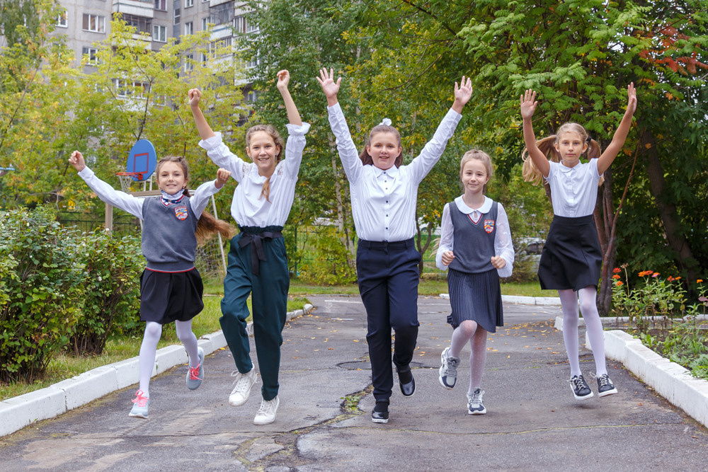 Фото на улице для 4 класса. Выпускные альбомы в школе и детском саду