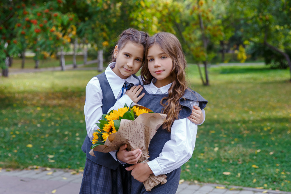 Фото на улице для 4 класса. Выпускные альбомы в школе и детском саду
