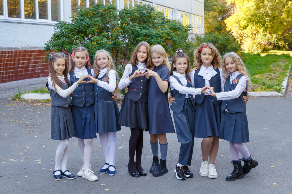 Фото на улице для 4 класса. Выпускные альбомы в школе и детском саду