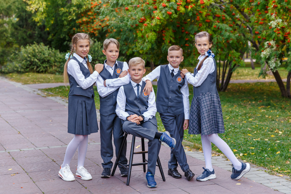 Фото на улице для 4 класса. Выпускные альбомы в школе и детском саду