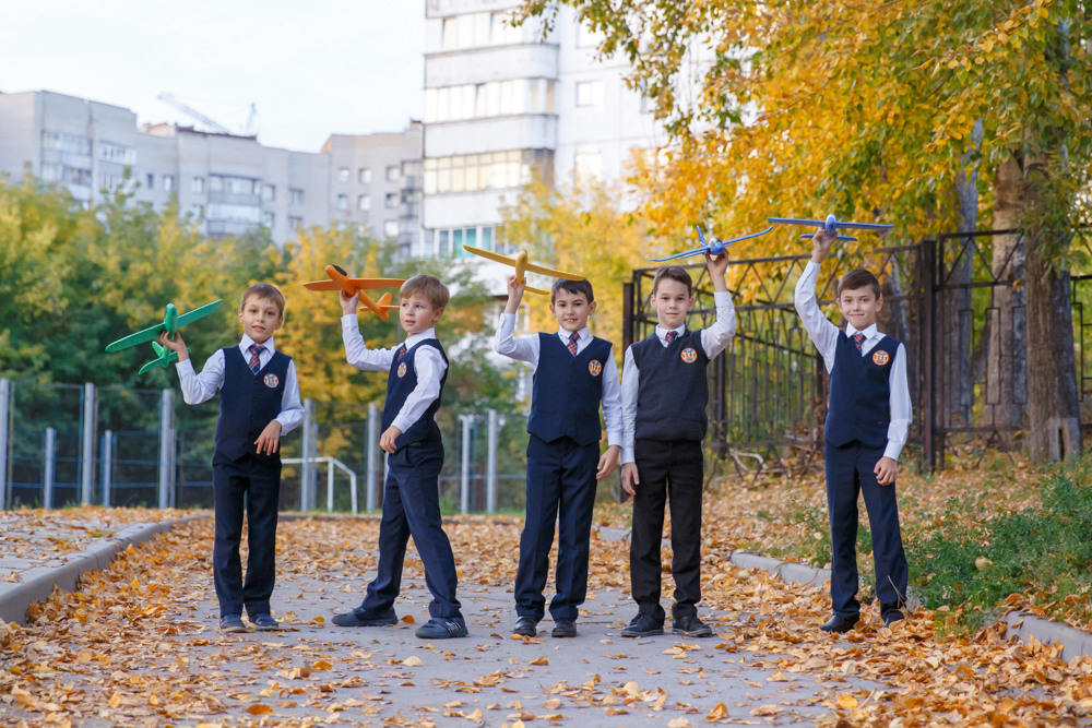Фото на улице для 4 класса. Выпускные альбомы в школе и детском саду
