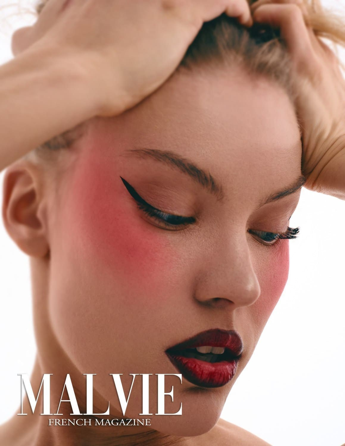 Hi-end retoucher Valerie Mo