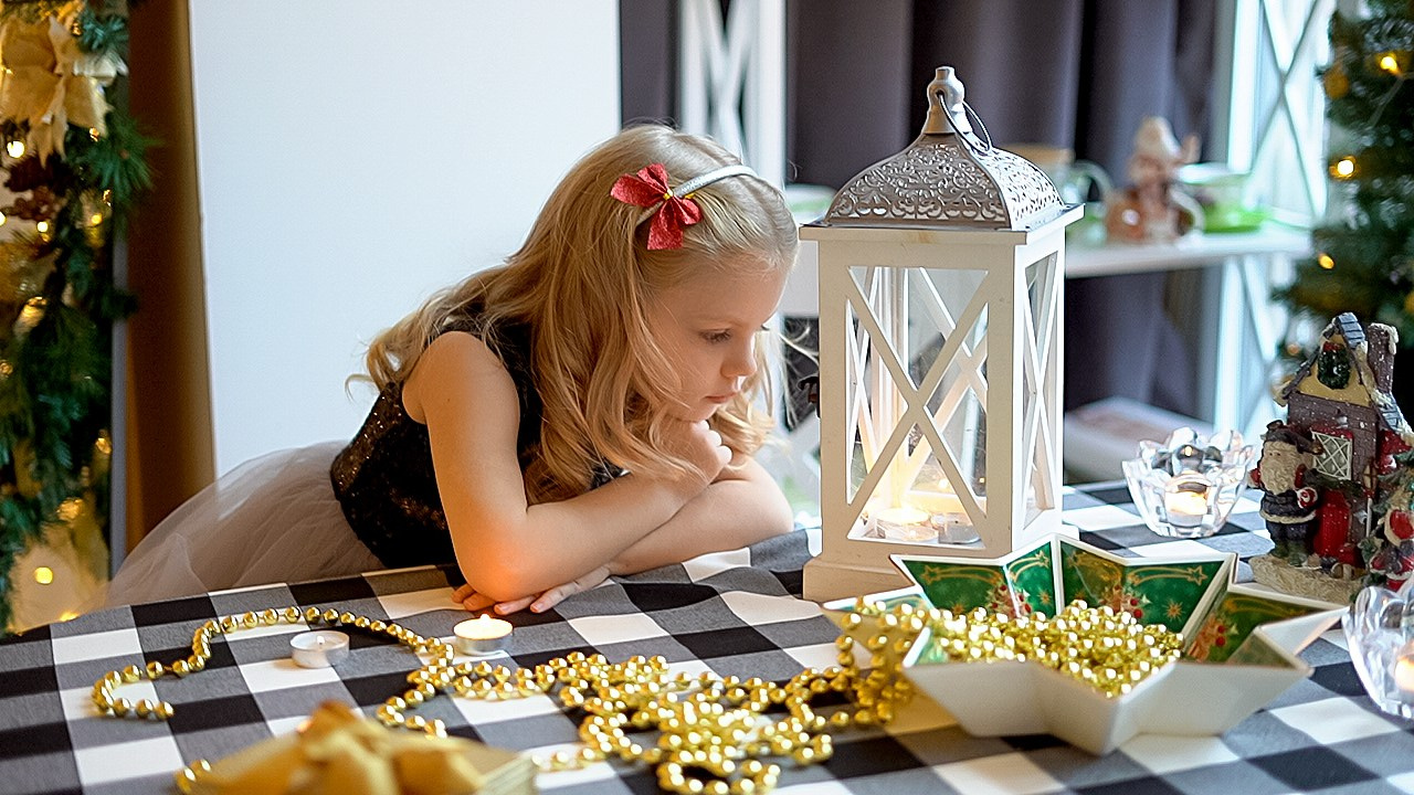 ОДНА ДОМА (НГ). Фотограф в Ялте Инна Найден. Детский и семейный фотограф