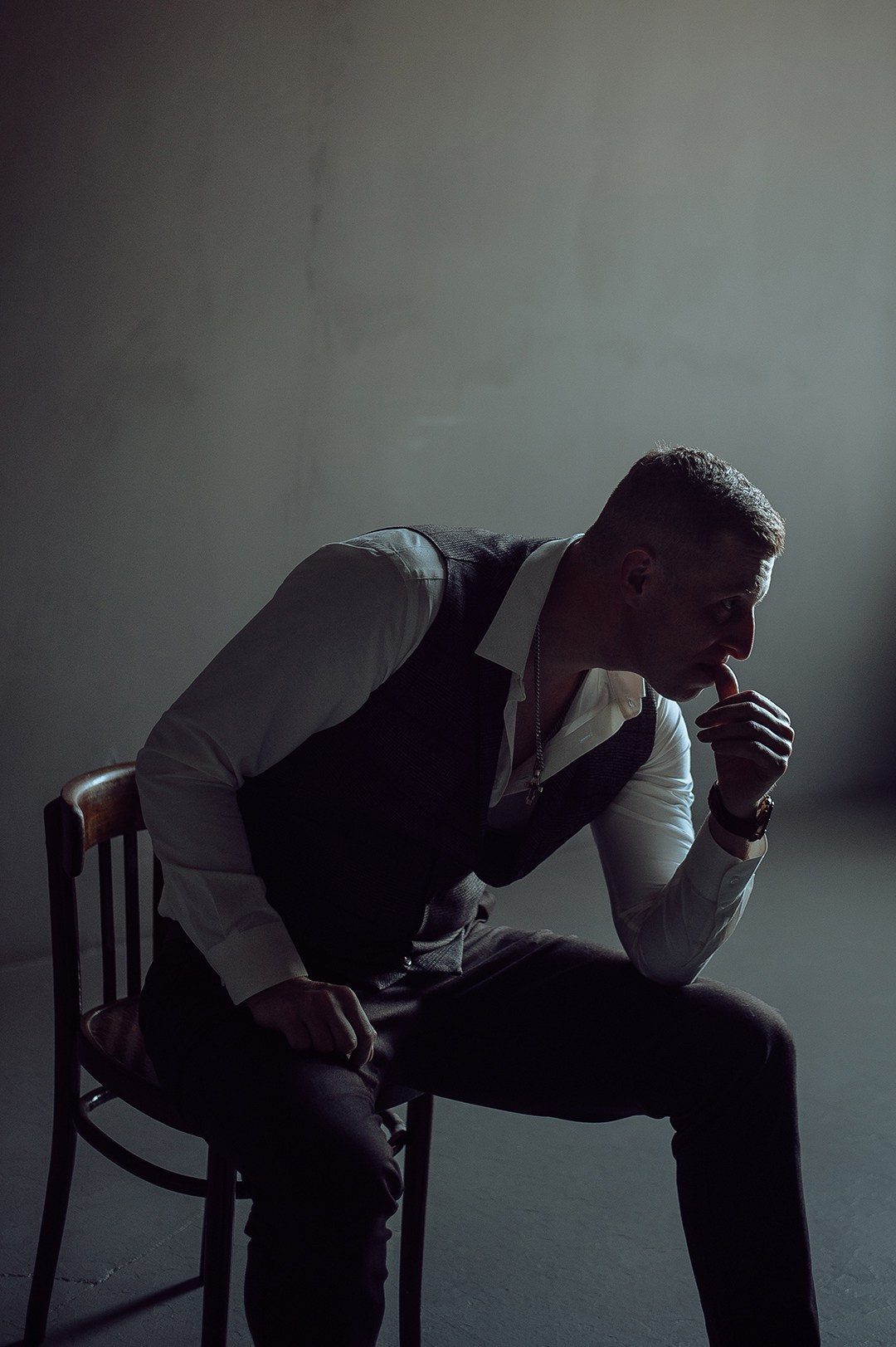 Анатолий, портретная съёмка в студии. Свадебный фотограф в Ярославле Денис Медоваров