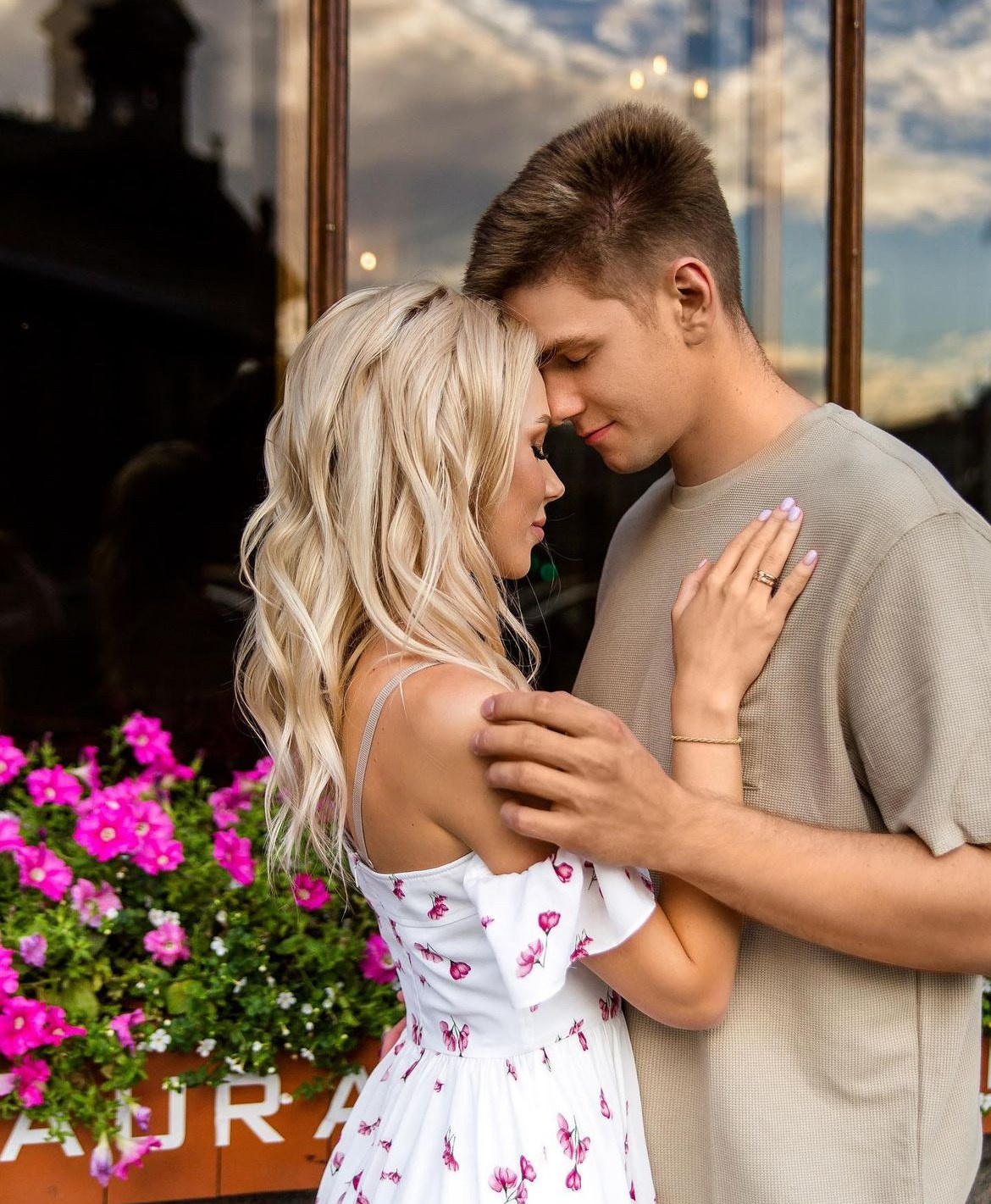 ОБО МНЕ. Главная