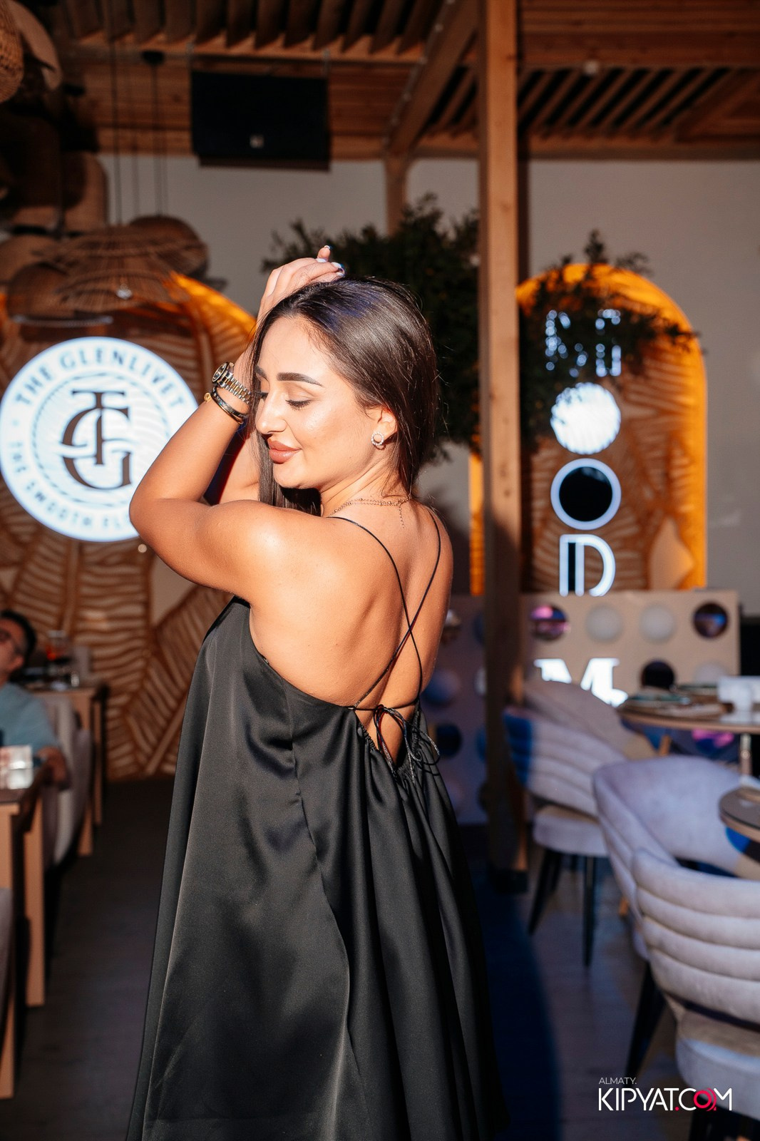 MOOD KARAOKE & TERRACE. КИПЯТКОМ АЛМАТЫ! Фотосъемка мероприятий в Алматы