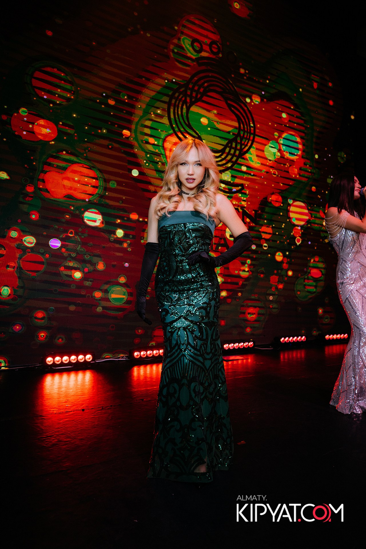 Queen. КИПЯТКОМ АЛМАТЫ!