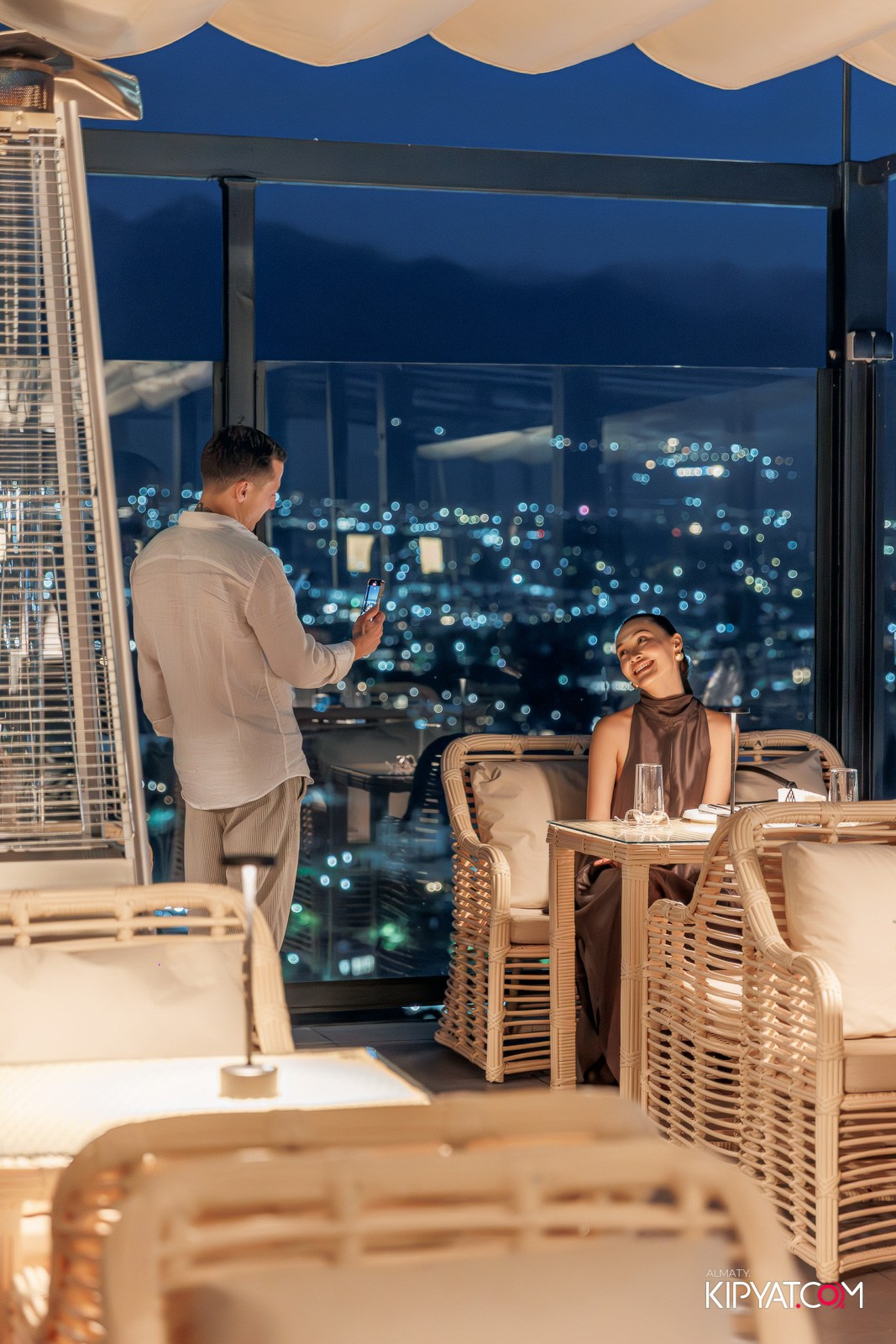 ВЫСТУПЛЕНИЕ DJ SUNQAR DJ BONI В SUNQAR BAR & RESTAURANT. КИПЯТКОМ АЛМАТЫ!