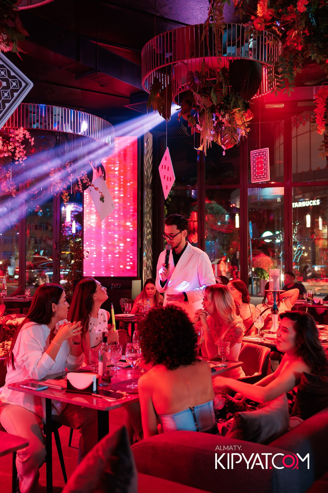 FRIENDS BAR & TERRACE. КИПЯТКОМ АЛМАТЫ!