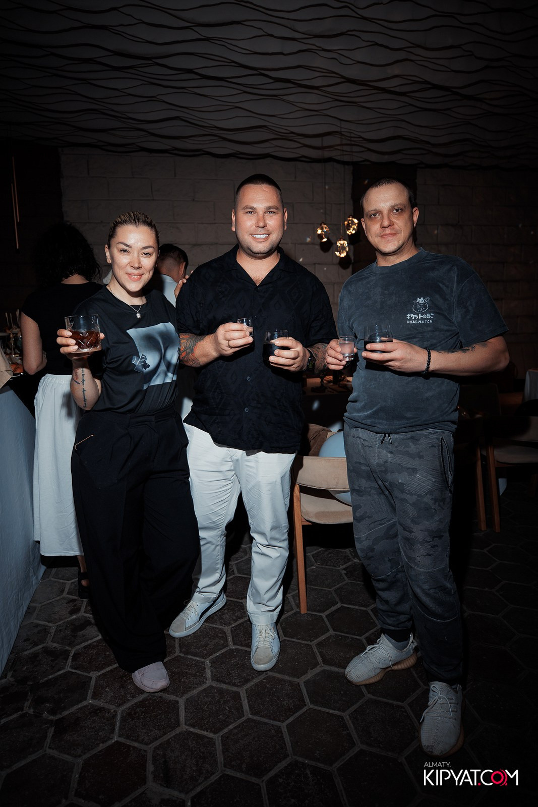 THE WALL STREET. КИПЯТКОМ АЛМАТЫ!