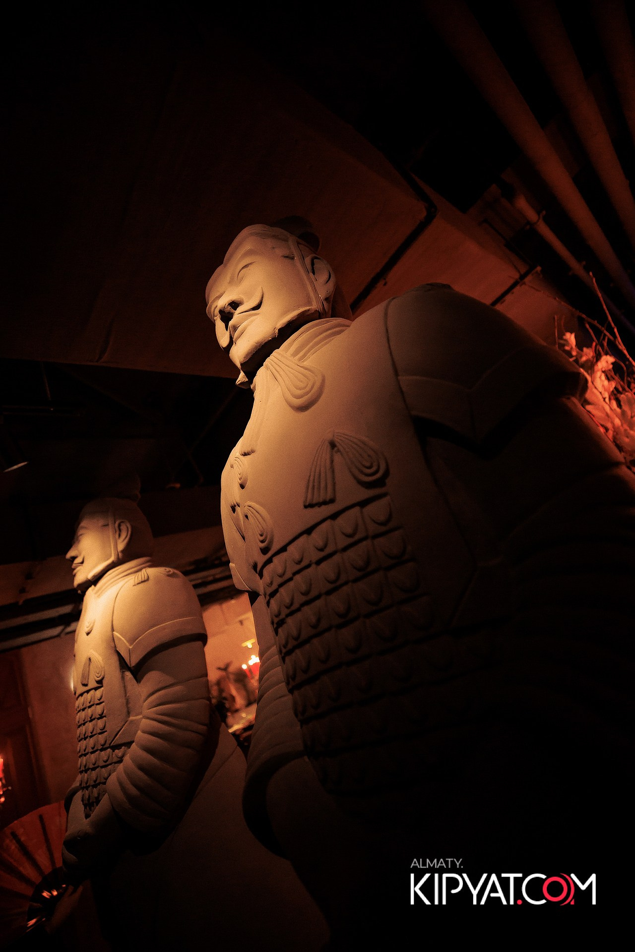 ОФИЦИАЛЬНОЕ ОТКРЫТИЕ РЕСТОРАНА CHINA. КИПЯТКОМ АЛМАТЫ!