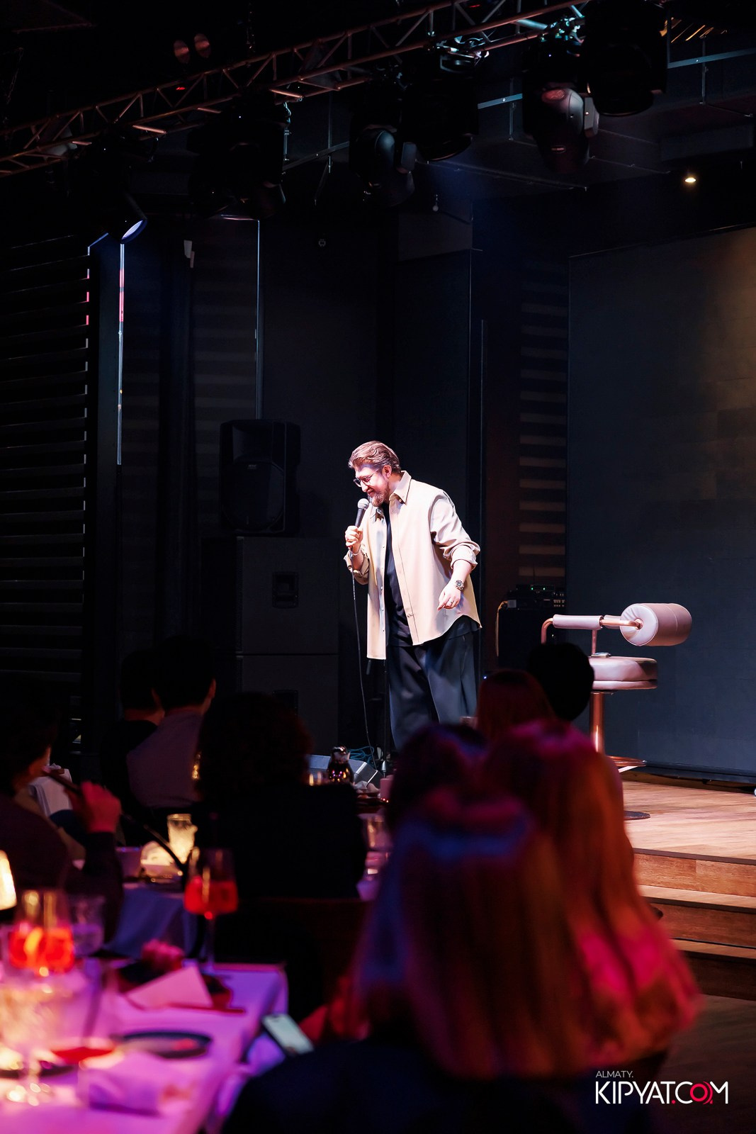 STAND UP КОНЦЕРТ АЛЕКСАНДА МЕРКУЛЬ. КИПЯТКОМ АЛМАТЫ! Фотосъемка мероприятий в Алматы