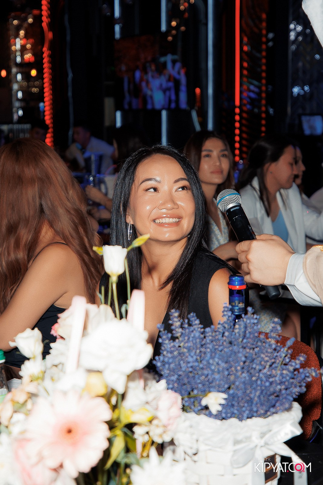 FRIENDS BAR & TERRACE. КИПЯТКОМ АЛМАТЫ!