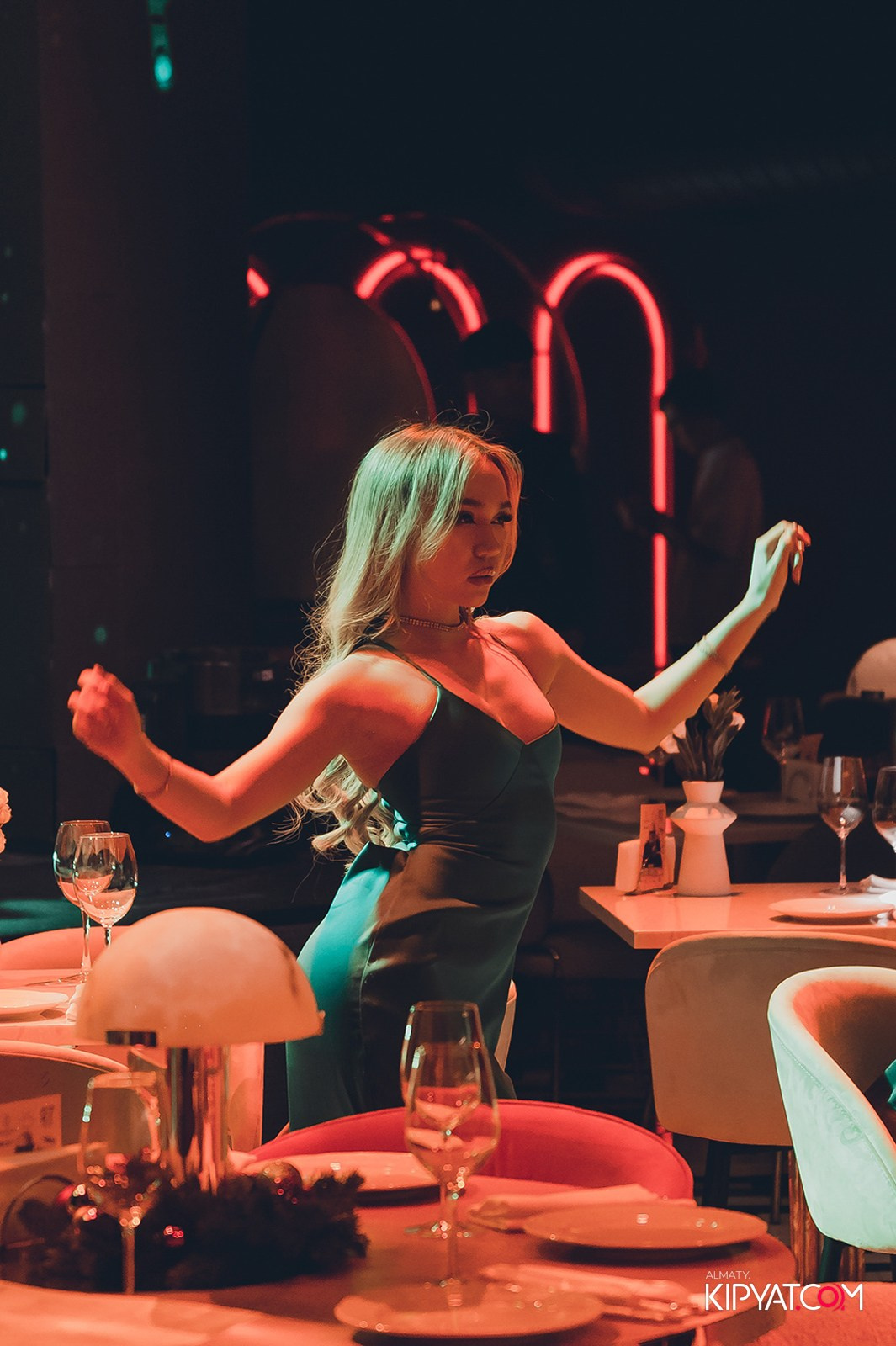 QUEEN. КИПЯТКОМ АЛМАТЫ!