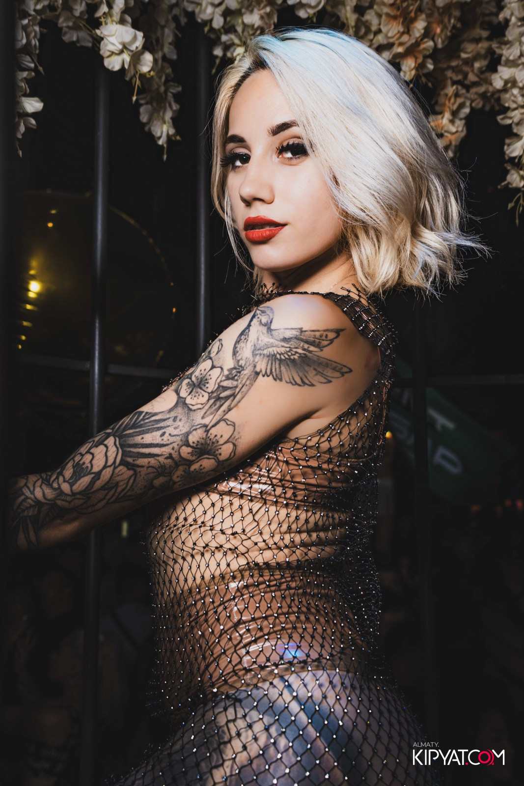 UYAT EMES BAR. КИПЯТКОМ АЛМАТЫ!